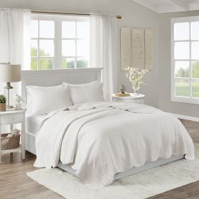3 Piece Reversible Scalloped Edge Quilt Set White King/Cal King